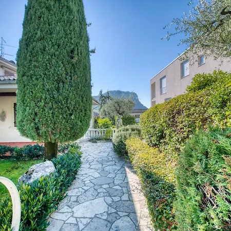아파트 Apartmentsgarda - Residenza Bouganville *