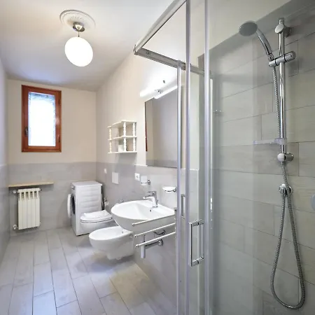 Apartmentsgarda - Residenza Bouganville Apartment
